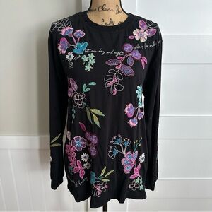 JOHNNY WAS Size M Black Shiloh Floral Top Long Sleeve Care Neck Tee Quotes